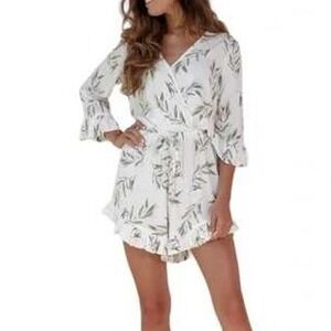 Piyama Olive Leaf Sleep Romper White Green V Neck 3/4 Sleeve Ruffle Hem Large‎